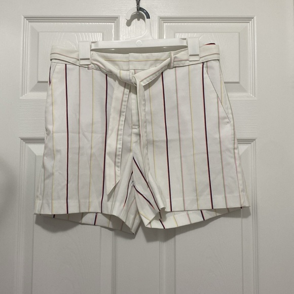Pre❤️ White Stripe Short Size 10 - Picture 3 of 7